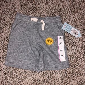 Cat & Jack Shorts Size 3T. (5) NWT & (1) No tag.